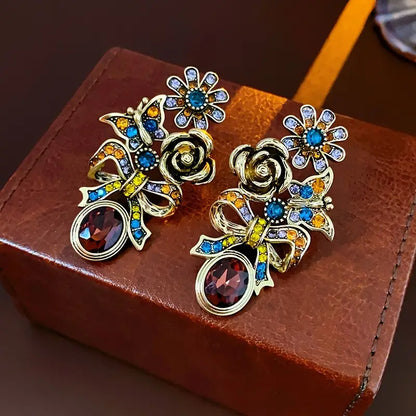 1 Pair of Exquisite Antique Golden-Tone Floral &amp; Gemstone Design Statement Earrings