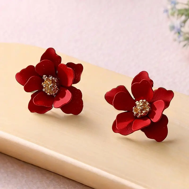 Chic Vintage-Inspired Red Frosted Flower Stud Earrings | TO1134