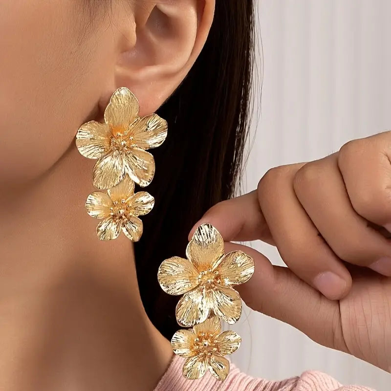 Luxury Golden Vintage Style Statement Earrings