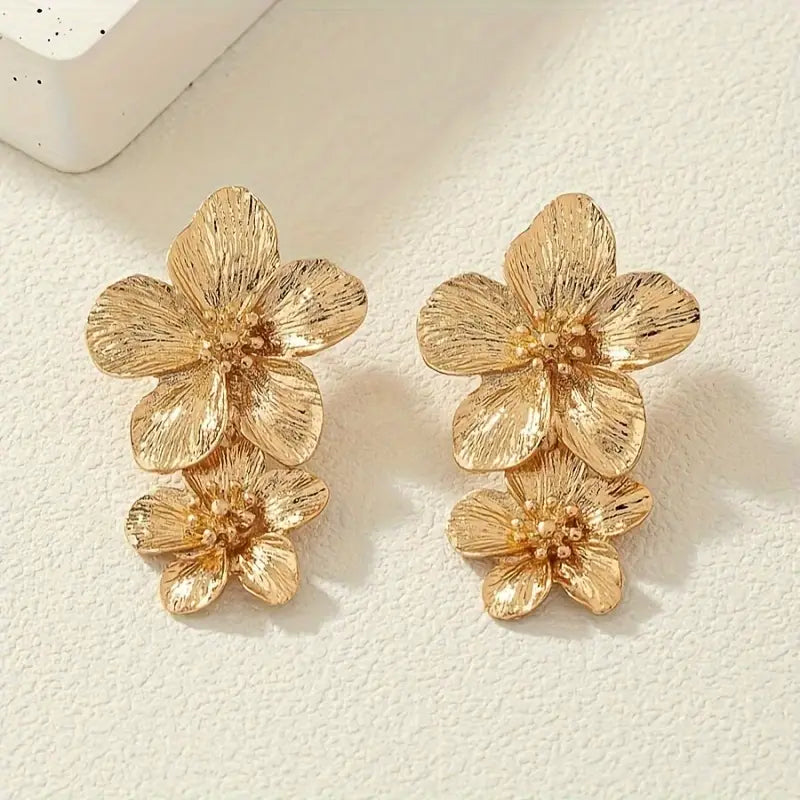 Luxury Golden Vintage Style Statement Earrings