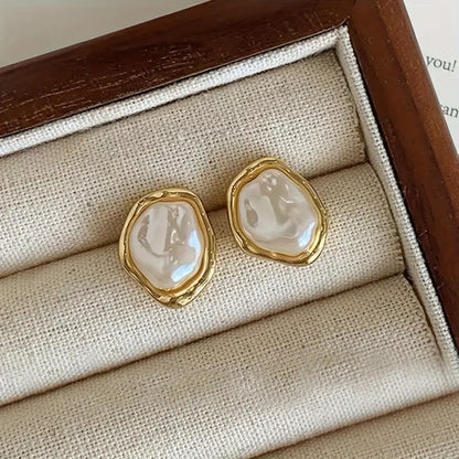 Vintage Pearl Stud Earrings